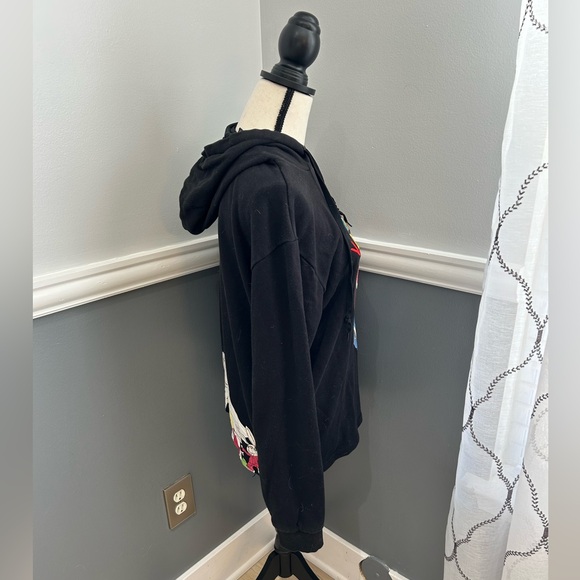 VZNARY X Graduation Bear Black Graphic Hoodie Size Medium Preowned - Picture 3 of 7